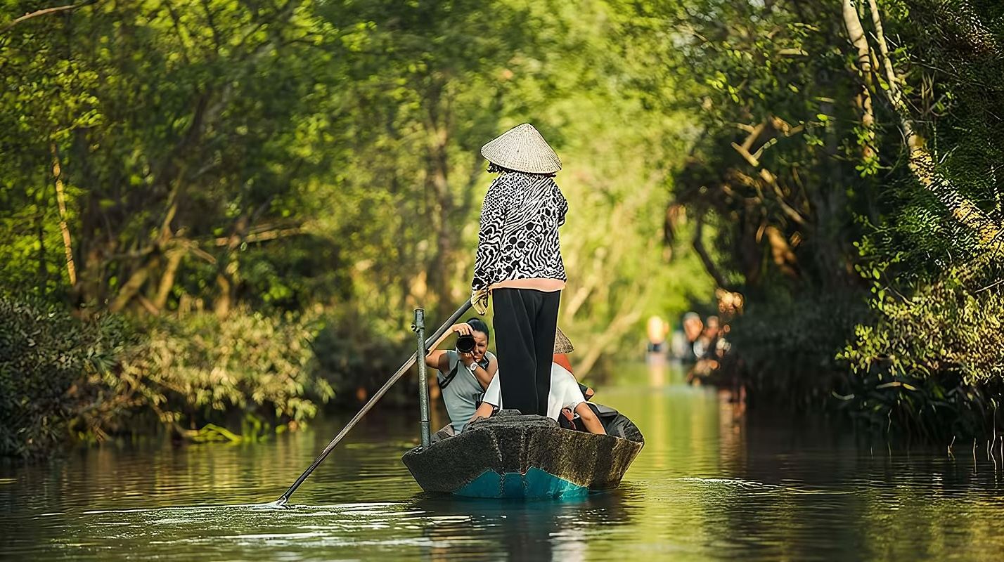 Vietnam Mekong River Delta Day Tour [Private Tour for Your Family + Door-to-Door Pickup + Guide + Lunch]