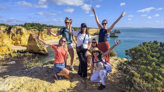 Von Faro aus: Benagil Hiking Cliffs und das 4-Schätze-Erlebnis