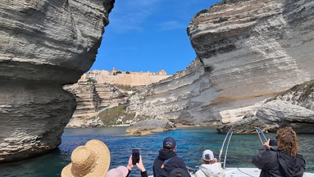 Porto-Vecchio : Excursion en bateau vers Lavezzi, les grottes et Bonifacio