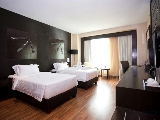 Vouk Hotel Suites, By The Blanket Room Type - Superior Twin Room