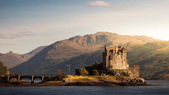 Skye and Eilean Donan Castle Small-Group Day Tour from Inverness