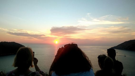 Iconic Sunset Safari with Monkey Hill & Street Food Experience