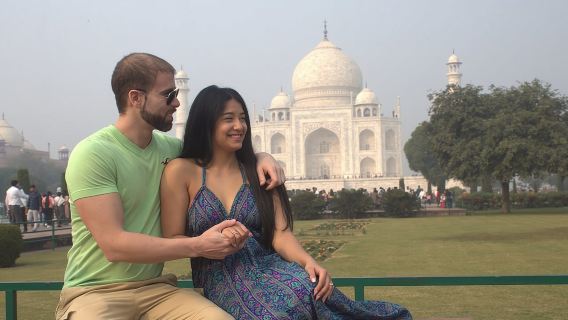 Taj Mahal and Agra Same-Day Tour by Private Car from Delhi