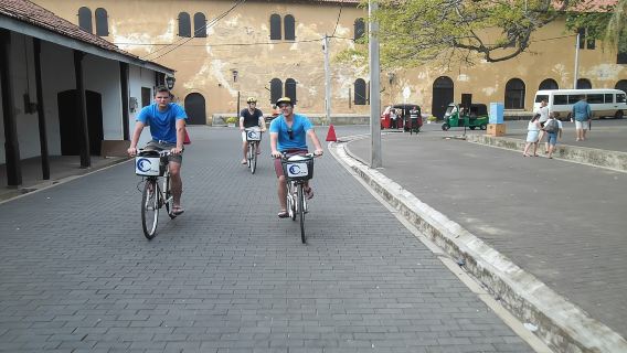Galle Fort and City Cycling Tour - Choice of E-Bike or Manual