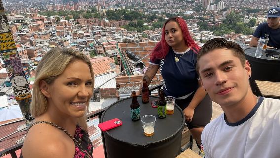 The Real Comuna 13 Graffiti Tour w/ Local Flavors