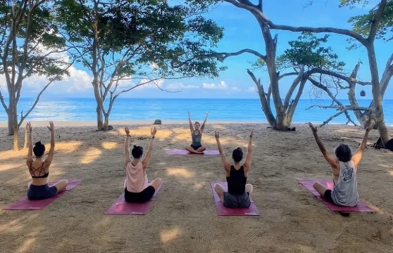 墨西哥叢林健行和瑜伽體驗