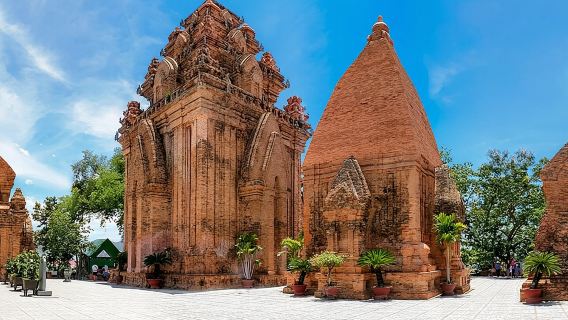 Nha Trang: Half-Day Trip to Most Symbolic Destinations