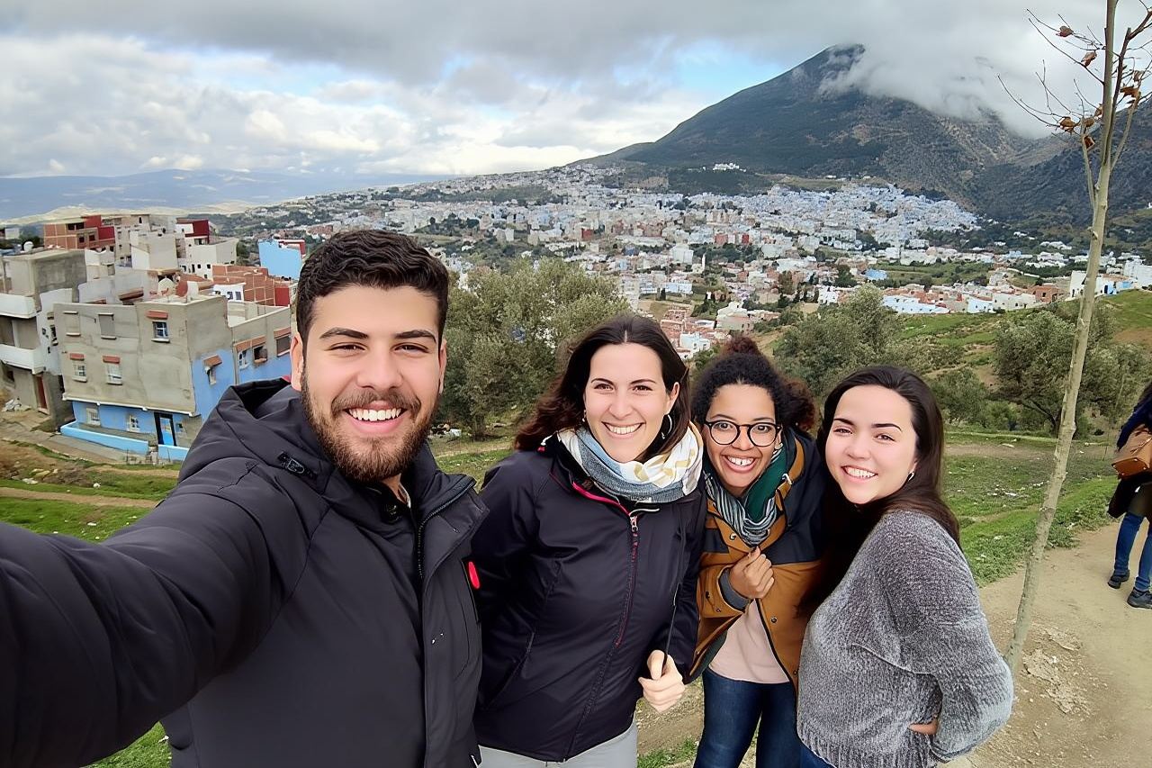 フェズ発、シェフシャウエンへの贅沢なプライベート日帰り旅行