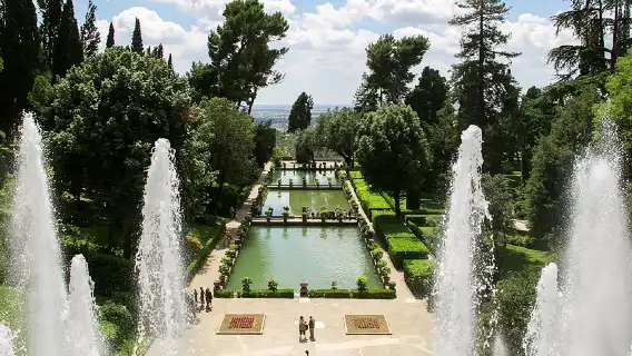 Tivoli from Rome: Hadrian's Villa and Villa d'Este, Private Tour