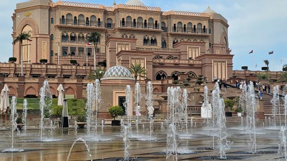 Louvre Abu Dhabi + Saadiyat Island + Presidential Palace + Emirates Palace Hotel + Grand Mosque