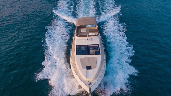 【青島遊艇出海】青島奧帆中心52英尺遊艇+帶飛橋+水果飲料+遊艇自駕體驗包船出海