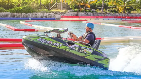 Hari Penuh Seru di Punta Cana: Jet Ski, Buggies & Aqua Kart