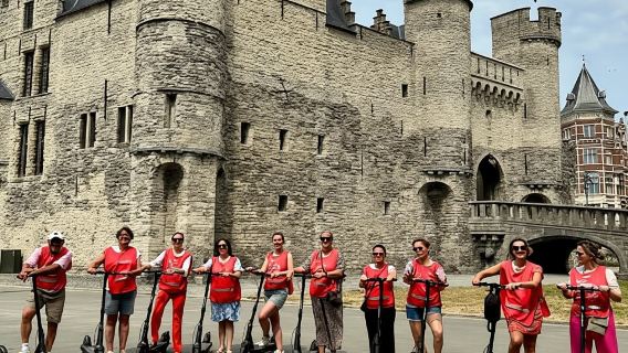 Antwerpen: De vijf grootste steden hoogtepunten E-kickscooter tour