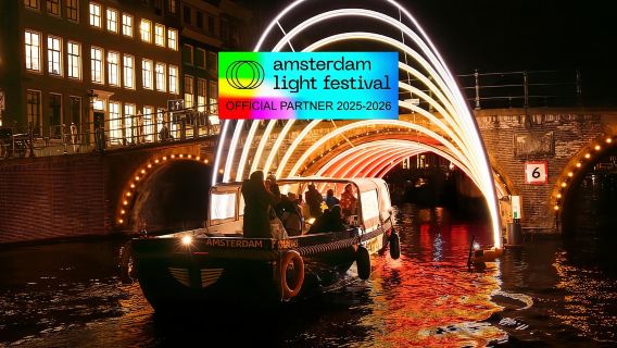 Ámsterdam: Crucero Light Festival con bebidas y aperitivos ilimitados