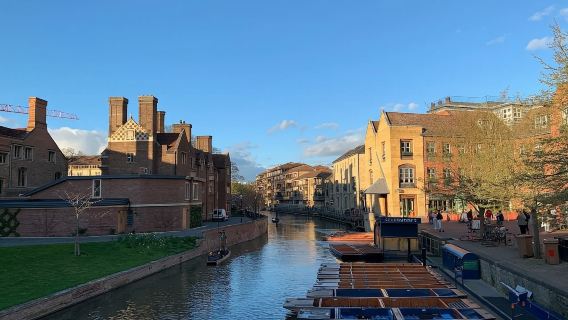 探訪名校│英國劍橋大學中文導覽徒步私人導覽之旅