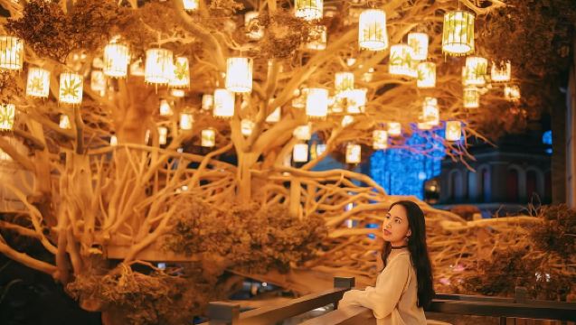 Chongqing trip moments[The people's great hall photo shoot + one-on-one photography + lens as brush + textured portraits + landmark check-in]