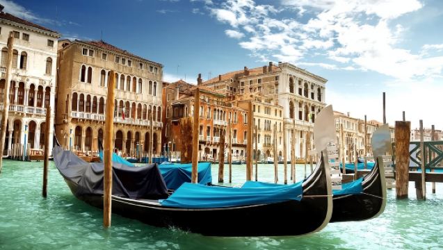5 Days / 4 Nights: Explore Florence and Venice Escapade