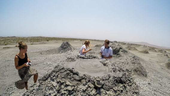 โกบัสตัน, ภูเขาไฟโคลน, วัดไฟ, ภูเขาไฟ ทัวร์ส่วนตัว