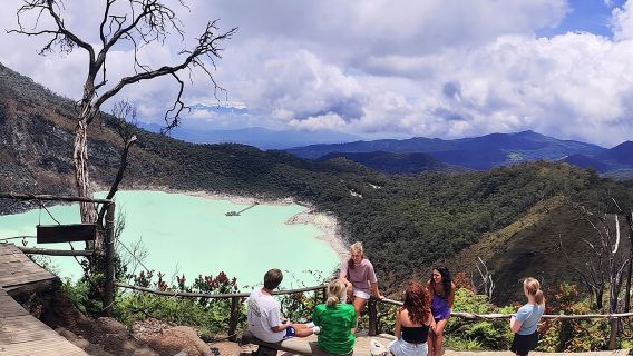 Private Guided to The White Crater & Surrounding Areas Tour