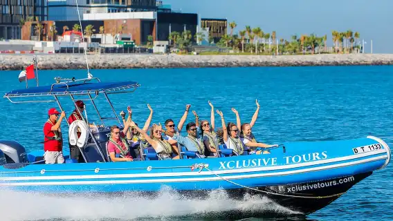 杜拜刺激快艇之旅 (90 分鐘) – 碼頭天際線與標誌性帆船酒店