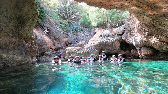 Mallorca: Kajaktour, Höhlen im Meer, Klippenspringen & Schnorcheln