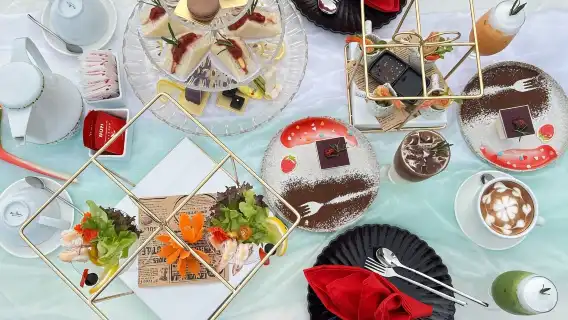 【プーケット】崖のレストランで楽しむアフタヌーンティー