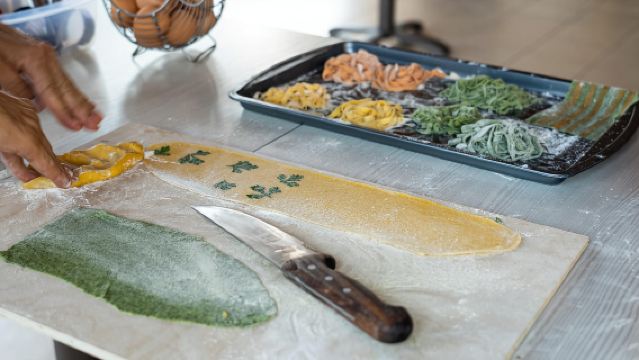 Bardolino: Garda Lake Pasta Cooking Class at Agritourism