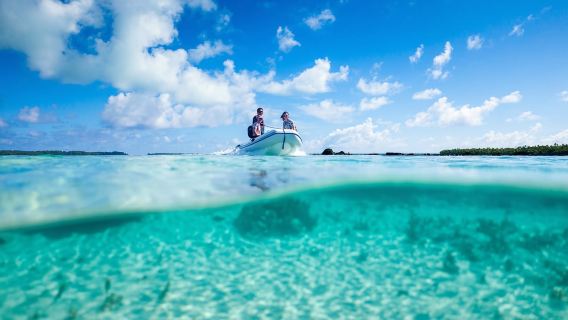 Da Tahiti: tour dell'isola di Tetiaroa in catamarano a vela