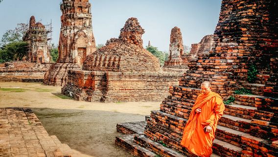 Das alte Siam: Kleingruppentour zu den Tempeln von Ayutthaya mit Mittagessen