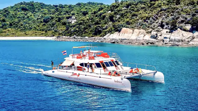 芭達雅無人雙島竹島+林島懶人晚出發 遊艇出海浮潛一日遊