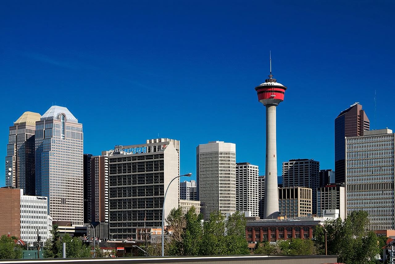 Calgary + Banff National Park + Marble Canyon round-trip in Canada