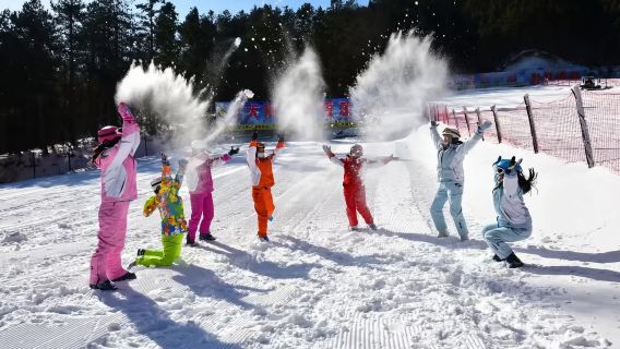 Opening Special: Yuexi Dabie Mountain 1-Day Ski Tour