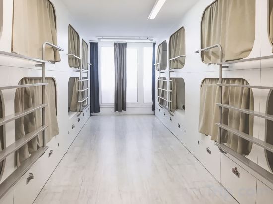 Onefam Ramblas Room Type - Bed in 8-Bed Mixed Dormitory Room