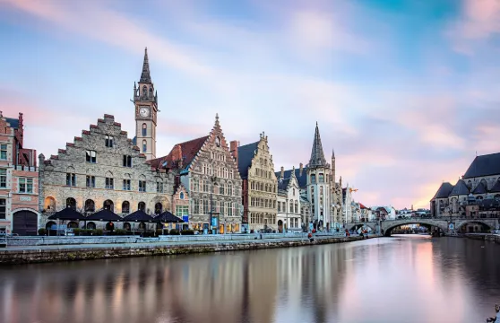 比利時布魯塞爾出發 根特+布魯日一日遊 愛之湖/聖巴夫大教堂