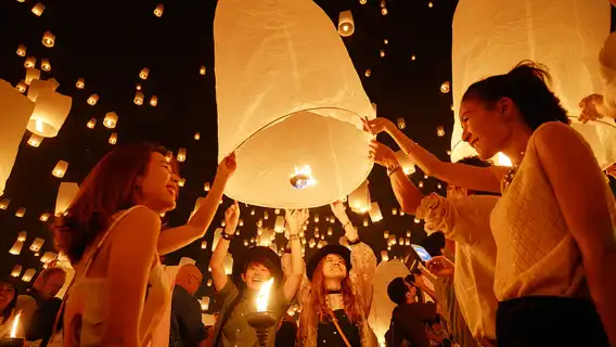 清邁天燈節半日遊【2025 預售！梅州大學會場 萬人水燈節】