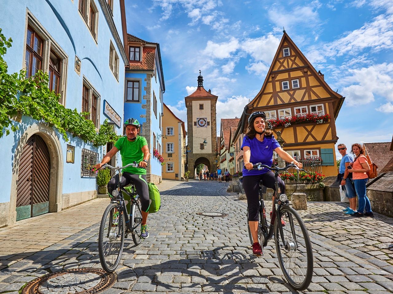 Tour giornaliero a Rothenburg ob der Tauber da Monaco di Baviera con bus climatizzato e audioguida multilingue (andata e ritorno)
