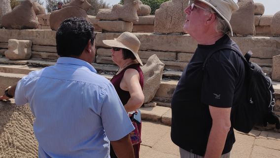Lawatan peribadi Mahabalipuram dari Chennai dengan kereta dengan pemandu dan makan tengah hari oleh Wonder