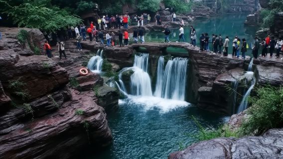 Zhengzhou: Private private charter for one-day tour in Zhengzhou city & customizable attractions@