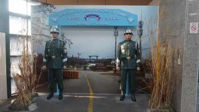 私人非軍事區之旅