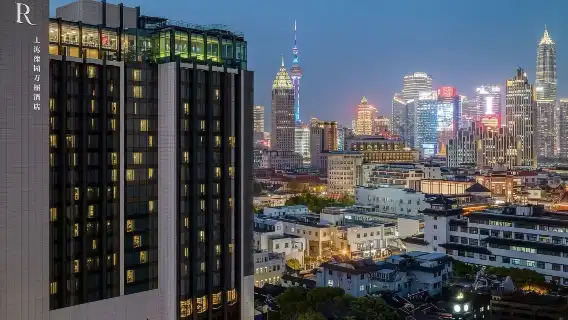 上海半日夜遊＋豫園自助火鍋＋外灘黃浦江郵輪＋城隍廟