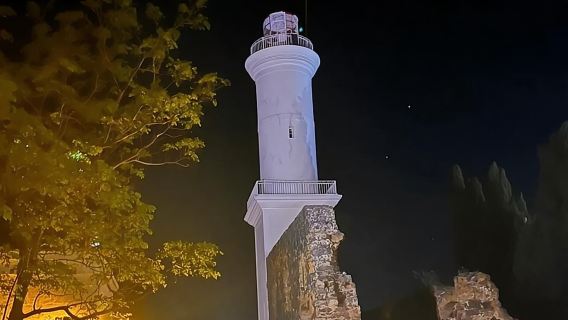 Walking tour Colonia del Sacramento. ENG, SPA, GER, BY