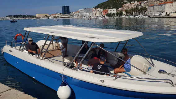 Escursione alla Grotta Azzurra e all'isola di Hvar da Spalato
