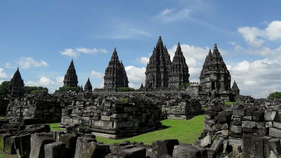 Yogyakarta: explore el templo de Prambanan y el recorrido en bicicleta