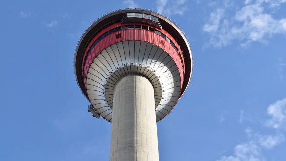 Calgary: 3.5-Hour Bus City Tour with Gasoline Alley Museum