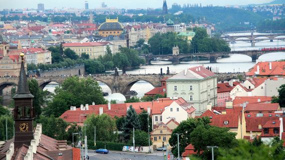 Prag „ALL-IN-ONE“ City E-Bike Tour