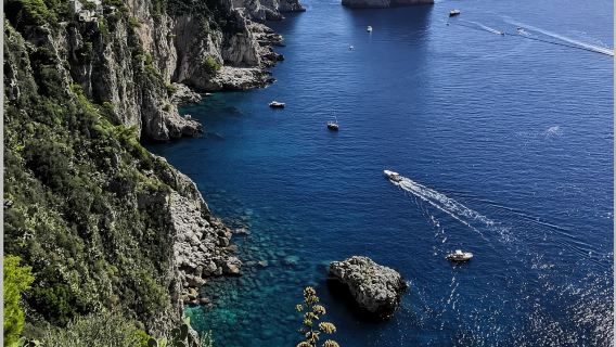 義大利那不勒斯卡普里島+國家考古博物館【中文專車-舒適純淨】