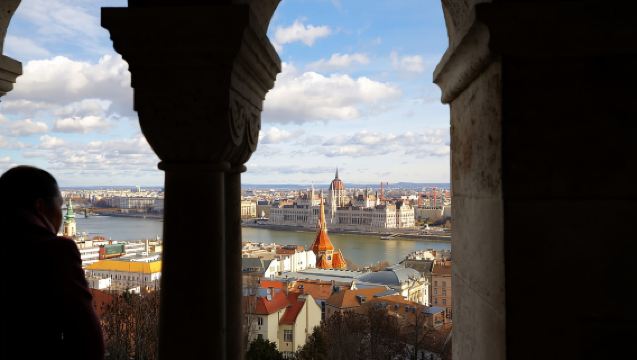 Budapest: Tour de 3 horas por la ciudad y paseo por el castillo + crucero de 1 hora por el Danubio