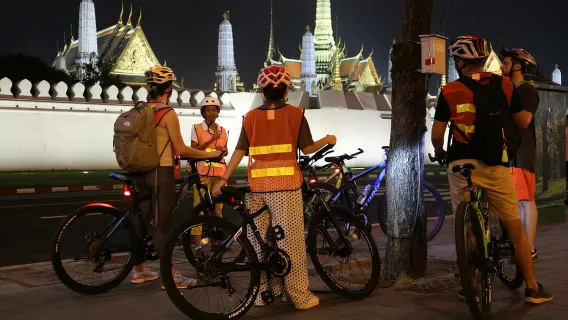 Featured tour starting at 1484 THB: Bangkok: Night Bike Ride and Dinner at a Local Restaurant