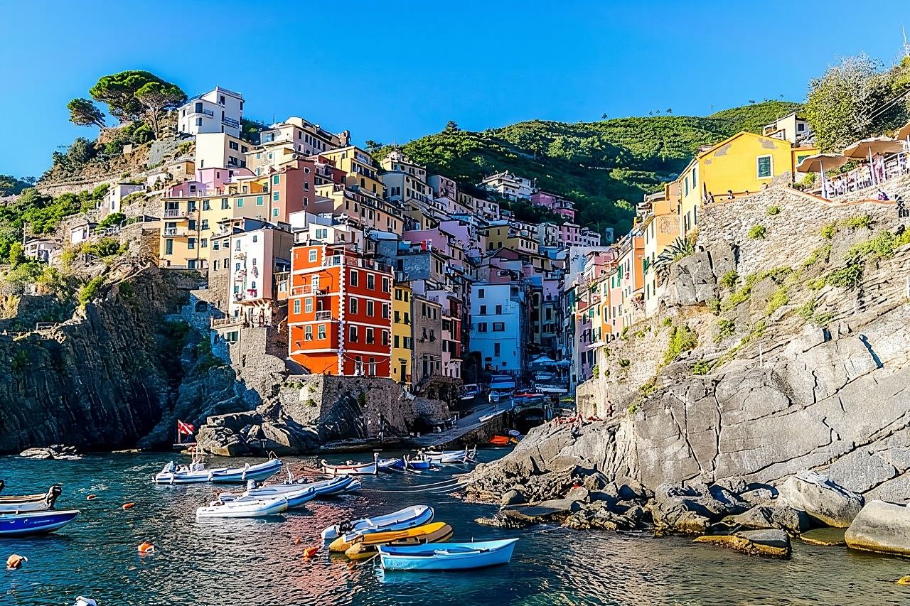 Cinque Terre Small Group Tour with Limoncino Tasting from La Spezia Port