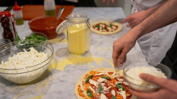 Palermo's Delight: Unleash the Secrets of Pizza and Gelato Making
